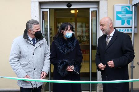 OTVORITEV LEKARNE CERKNICA 35 FOTO LJUBO VUKELIČ